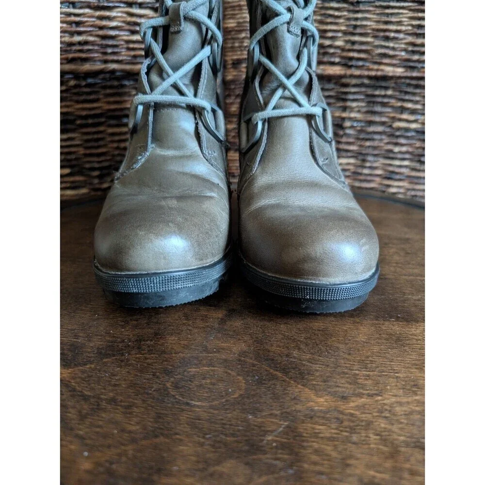 Sorel Joan of Arctic Wedge II Ankle Boots Leather Women's 7.5 Green Winter Fall